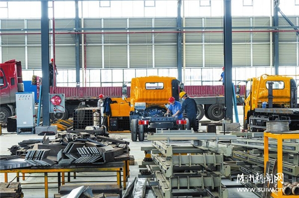 ������܇�l(f��)չѸ��